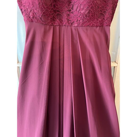 Mori Lee Madeline Gardner ,beaded halter evening gown, size 20 burgundy lace - Picture 3 of 6